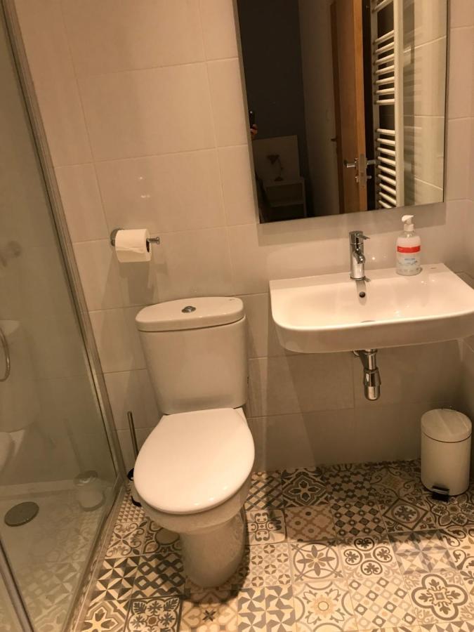 Hostal Casiano Camarasa Экстерьер фото
