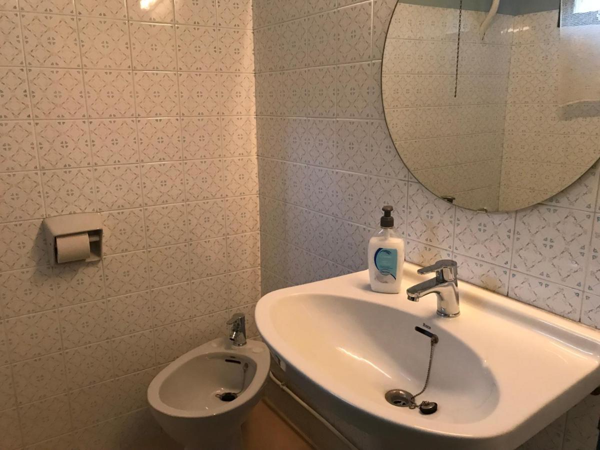 Hostal Casiano Camarasa Экстерьер фото