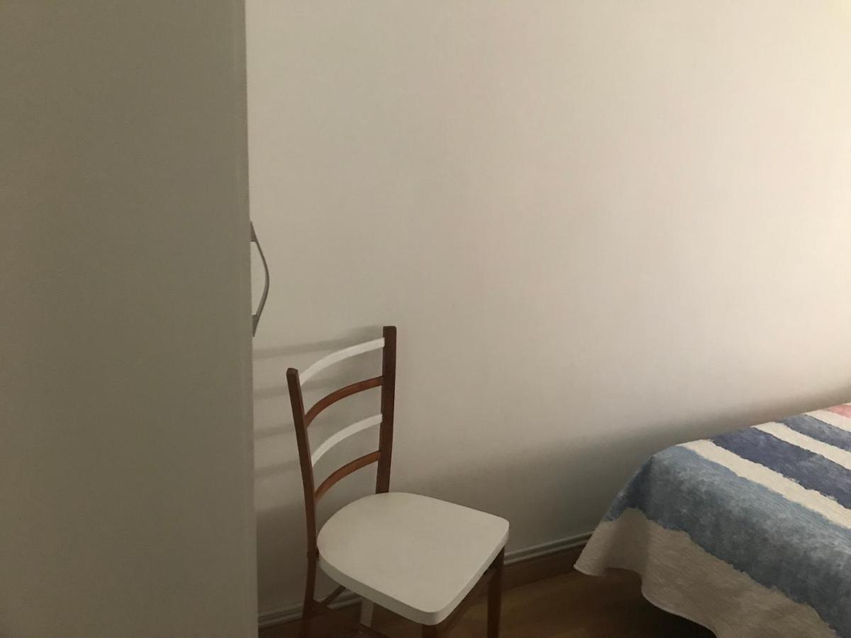 Hostal Casiano Camarasa Экстерьер фото
